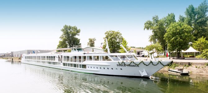 CroisiEurope inaugura el Douce France II, su nuevo barco de 5 anclas CroisiEurope inaugura el Douce France II, su nuevo barco de 5 anclas